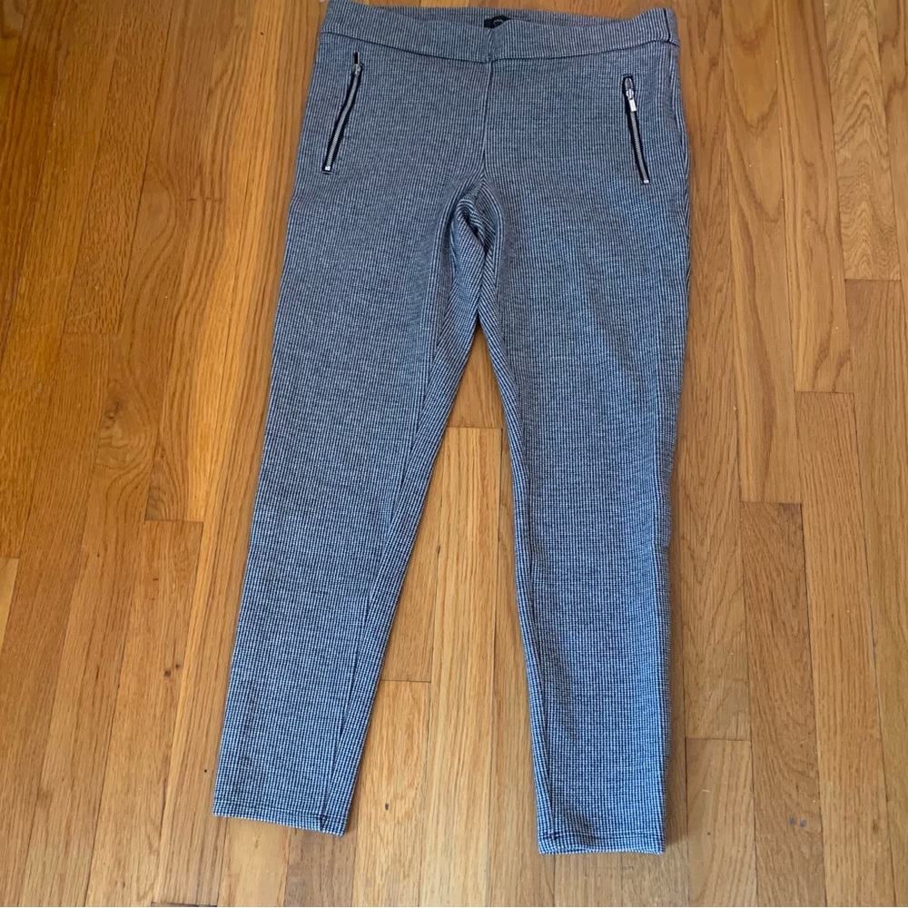 EUC Ann Taylor Houndstooth Leggings - SZ M